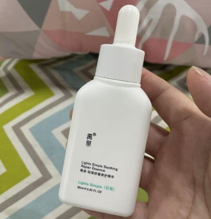 五款护肤品因价低被轻视，实际好用不贵，网友亲测痘印逐渐消失